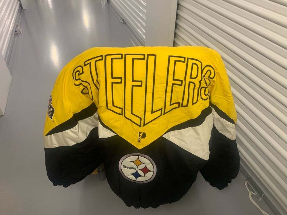Vtg 90s Pro Player Pittsburgh Steelers NFL Heavyweight Puffer Jacket Spellout XL